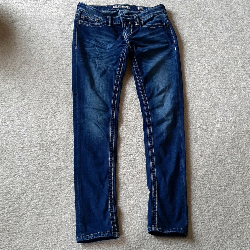 Size 26 R Buckle Jeans